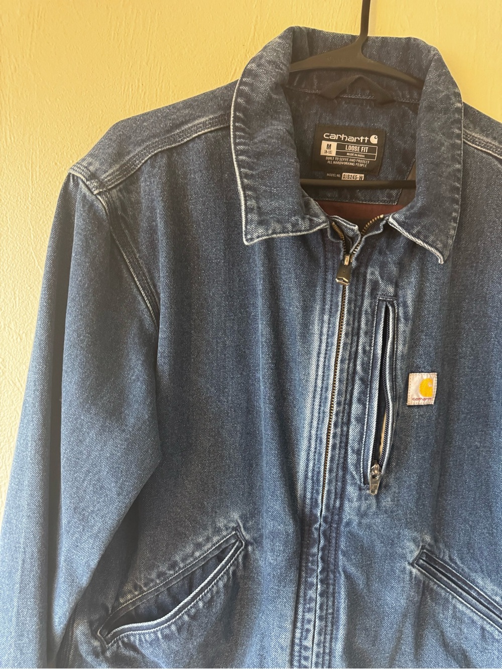 Carhartt Women’s Dark Blue Denim Jacket with Striped Lining - Picture 4 of 6